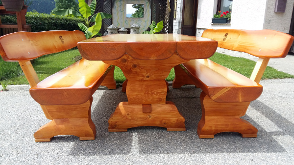 leseno-vrtno-pohištvo-01.jpg-lesene-vrtne-garniture.si